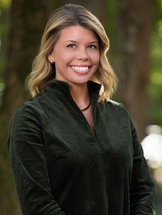 MaryAnna Welsh Portrait Photo